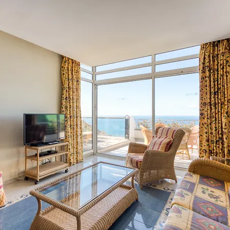 Club Jardin Aparthotel 4*