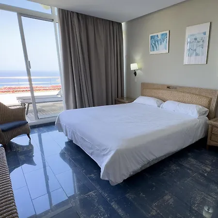 Club Jardin Aparthotel 3*