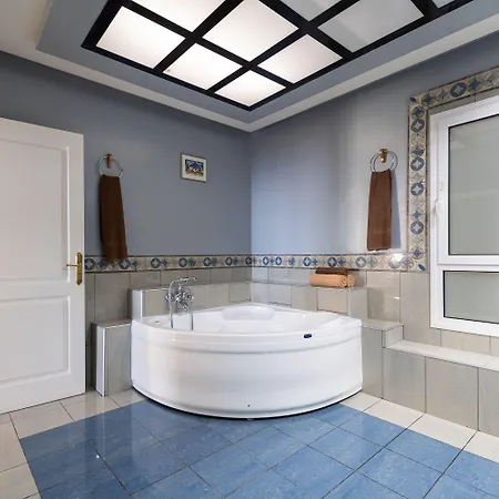 Club Jardin Aparthotel 3*