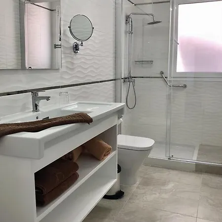 Club Jardin Aparthotel 4*