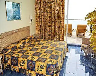 Club Jardin Aparthotel 3*